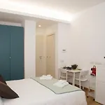 A Due Passi Da San Pietro Bed & Breakfast 4*