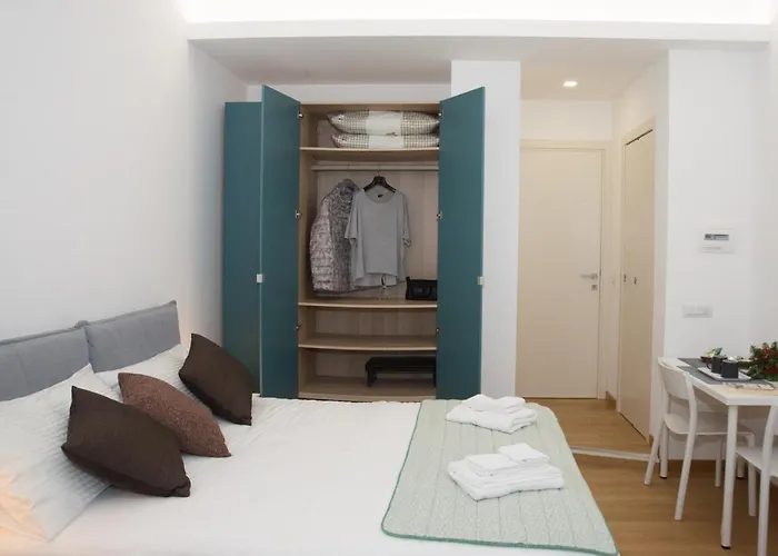 A Due Passi Da San Pietro B&B 4*