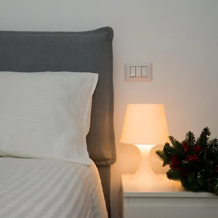Nocleg ze śniadaniem A Due Passi Da San Pietro 4*